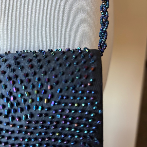 Navy blue satin and beaded clutch - Picture 4 of 9